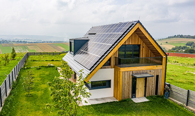 The Ultimate Guide to Building the Perfect Low-Cost, Energy-Efficient Home